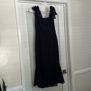 Lulu’s XS Dark Blue Dress